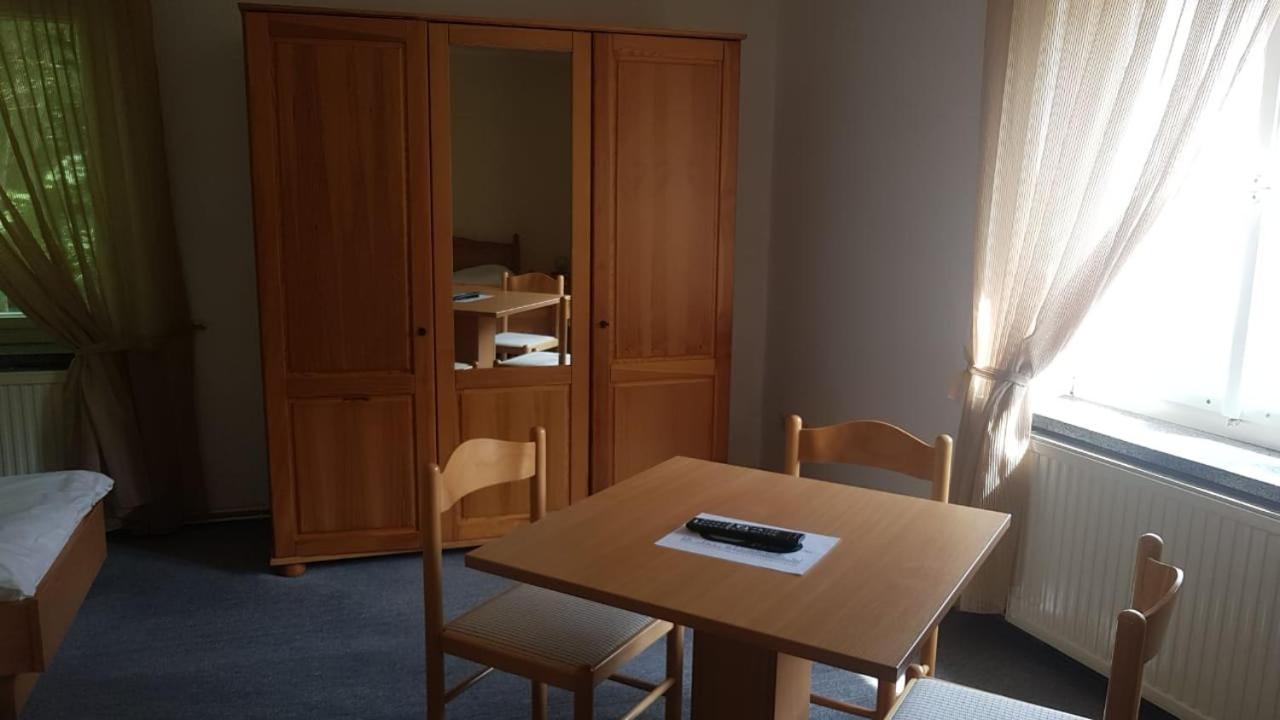 ホテル Entdecken Sie Deutschland, In Der Oberlausitz Neusalza-Spremberg エクステリア 写真
